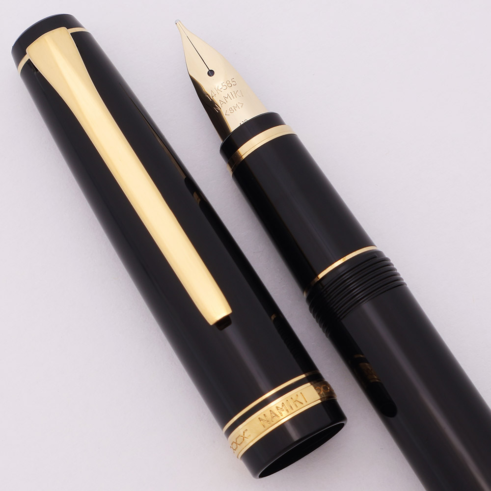 @＜バルーン＞NAMIKI ファルコン 万年筆 14K SM Namiki Falcon Fountain Pen (2010) - Black w Gold Trim, C/C, Soft